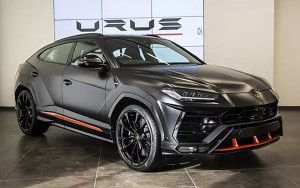 Photo of Lamborghini Urus Graphite