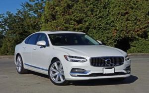 Photo of Volvo S 90 with Driver