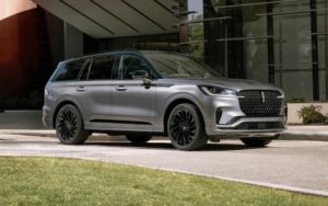 Photo of 2025 Lincoln Aviator