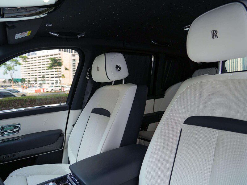 Rolls Royce Cullinan 2022