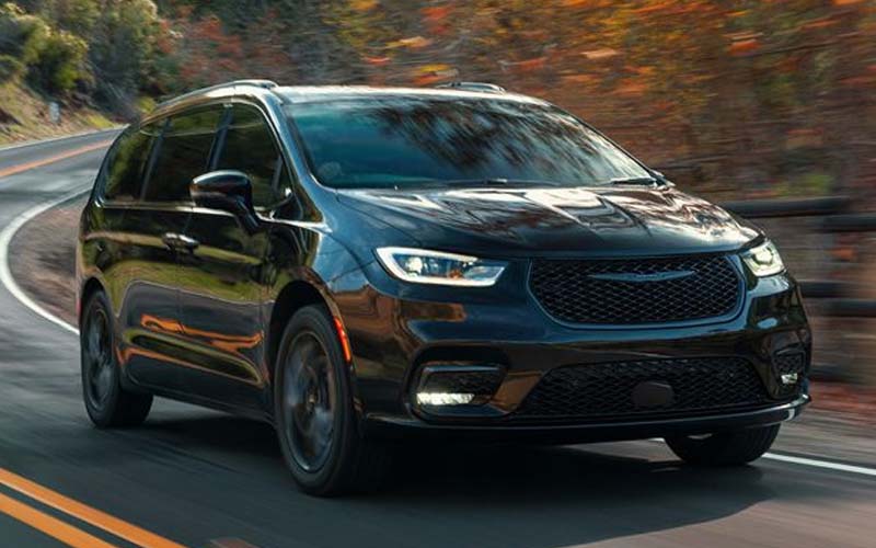 chrysler pacifica rental