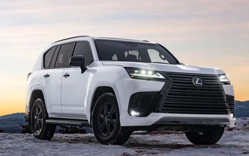 Lexus LX 600 rental is one of the Top 10 Best SUVs of UAE!