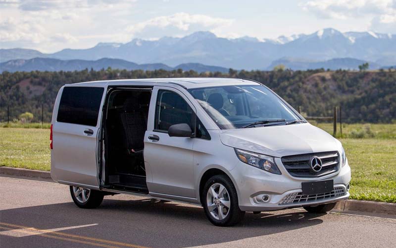 Mercedes Vito With Driver