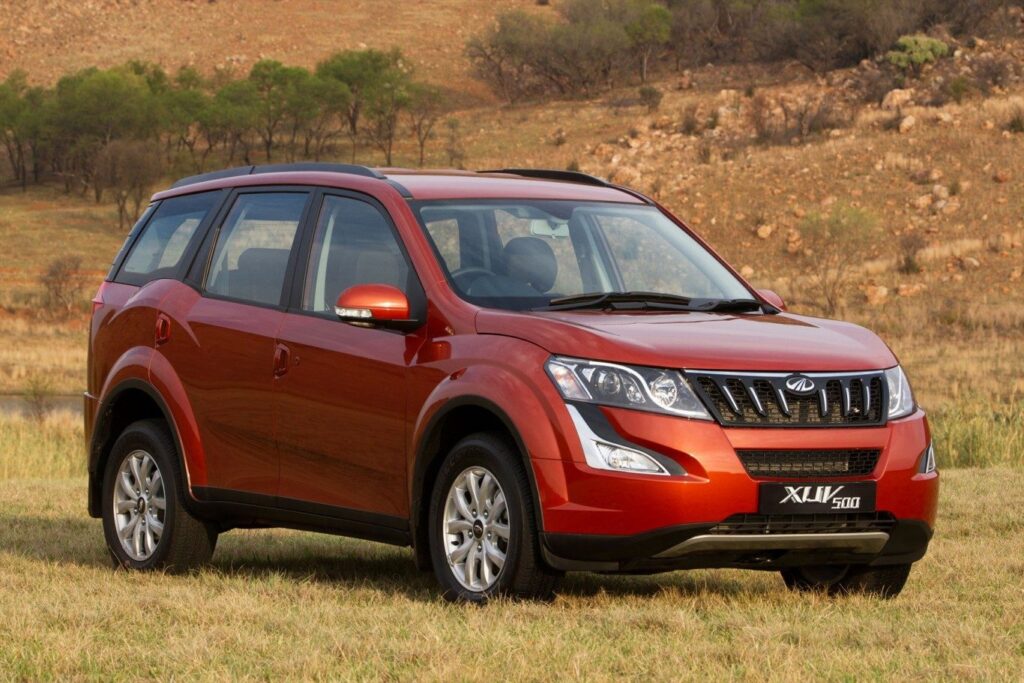 Rent Mahindra XUV 500 with Driver in Dubai