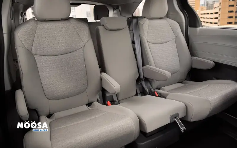 2024 Toyota Sienna LE