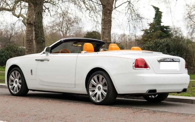 رولز رويس داون مع سائق