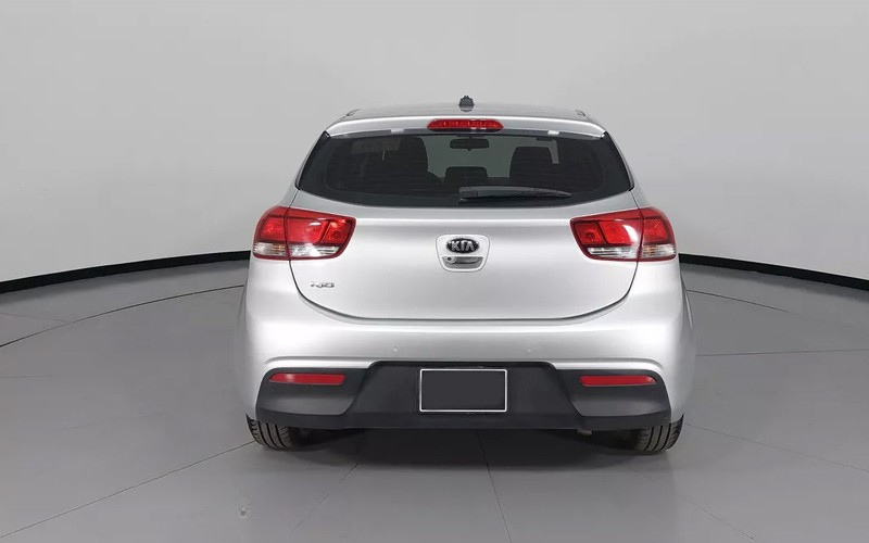 Киа Рио Хэтчбек