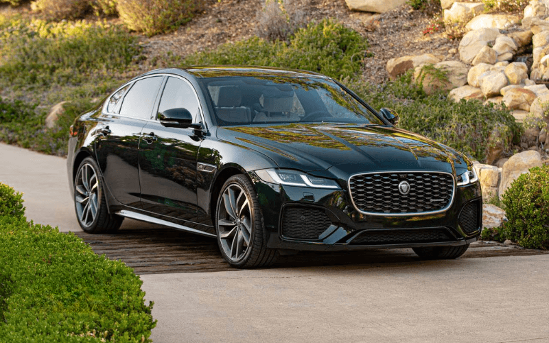 Jaguar XF 2024
