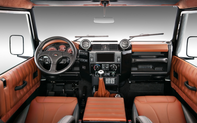 Land Rover Defender X V6