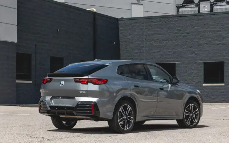 Louer une BMW X2024 2 à Dubaï