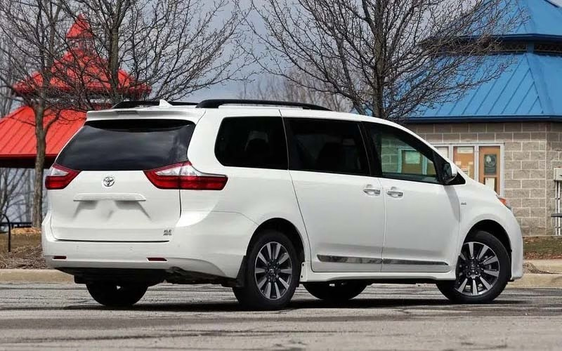 Toyota Sienna