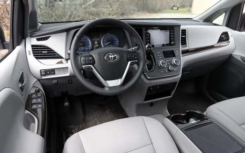 Toyota Sienna