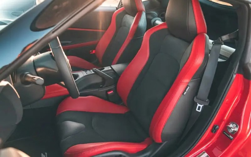 نيسان Z دبي 2024