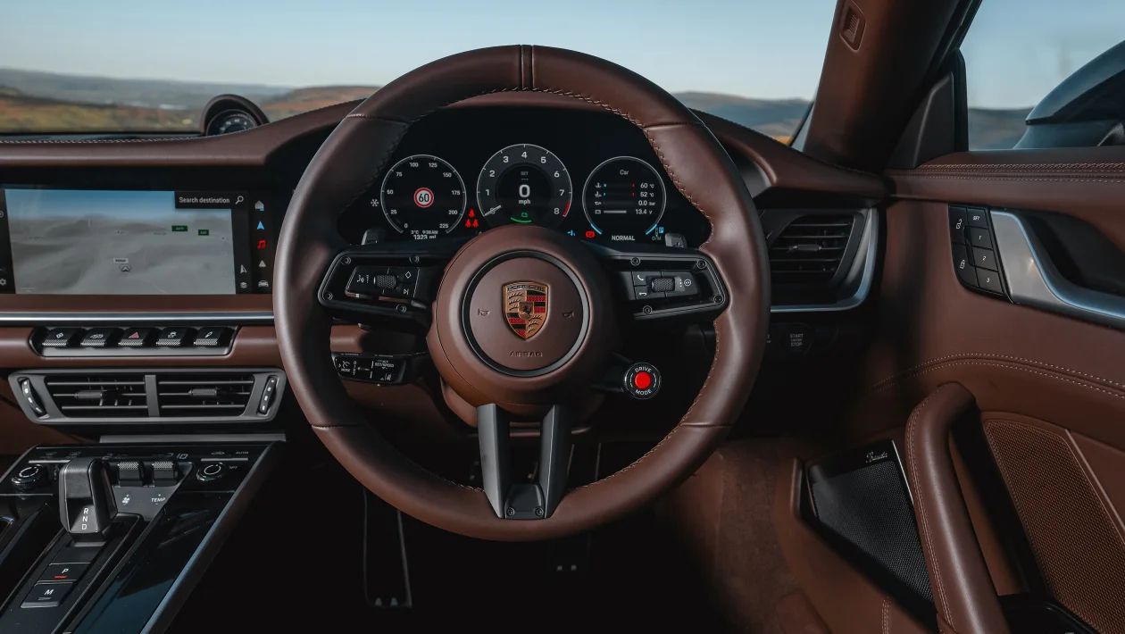 Porsche 911 Targa 4 GTS Spyder