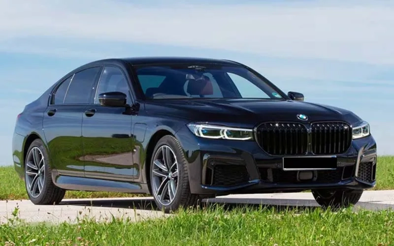 Rent BMW 730Li Without Deposit in Dubai
