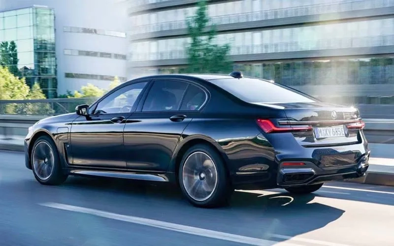Rent BMW 730Li Without Deposit in Dubai