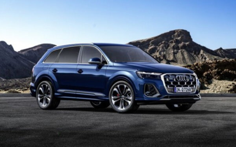 Audi Q7 with Driver