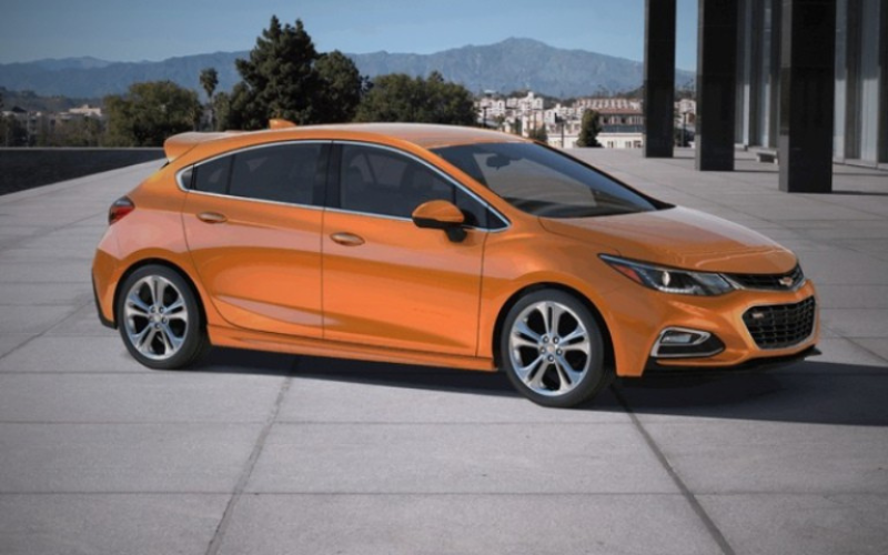 Chevrolet Cruze with Driver