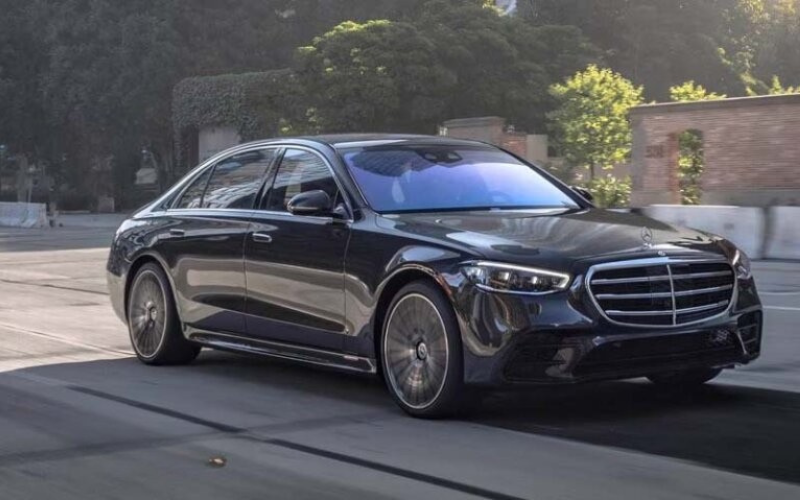 Mercedes S Class with Driver