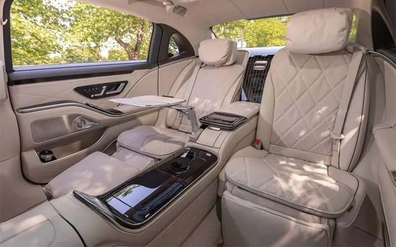 Mercedes Maybach with Driver