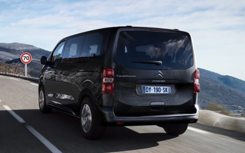 Citroen SpaceTourer with Driver