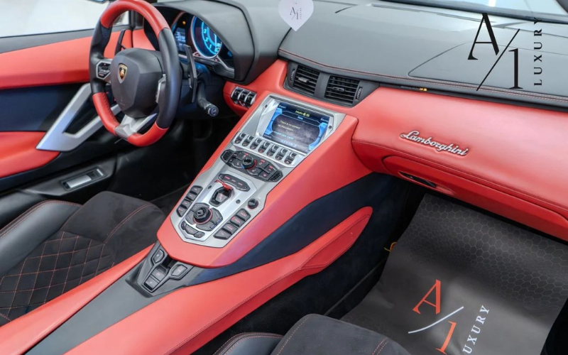 Lamborghini Aventador S Roadster