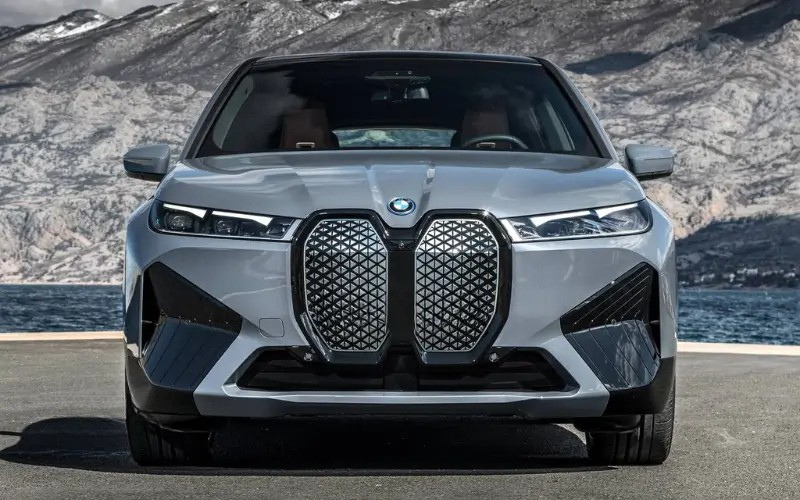 BMW iX