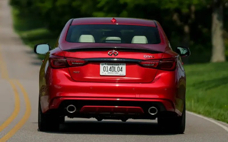 Rent Infiniti Q50 in Dubai