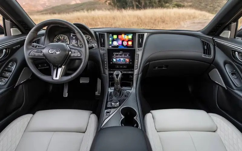 Rent Infiniti Q50 in Dubai