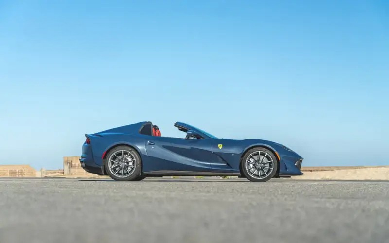 Ferrari 812 GTS