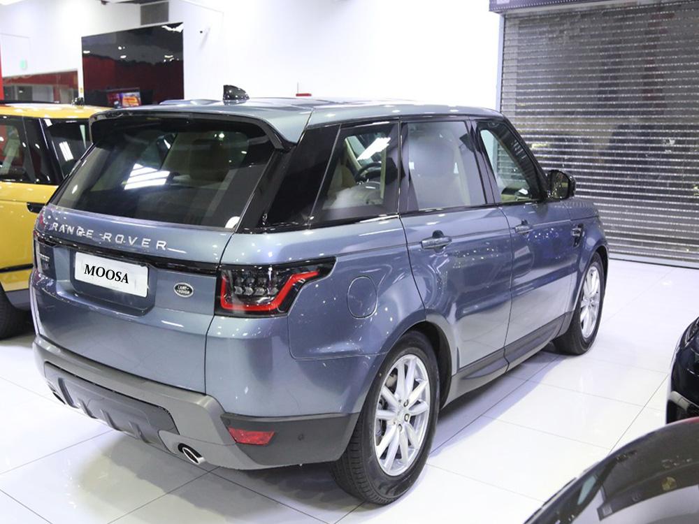 Range Rover Hse sports 360 Rental in Dubai