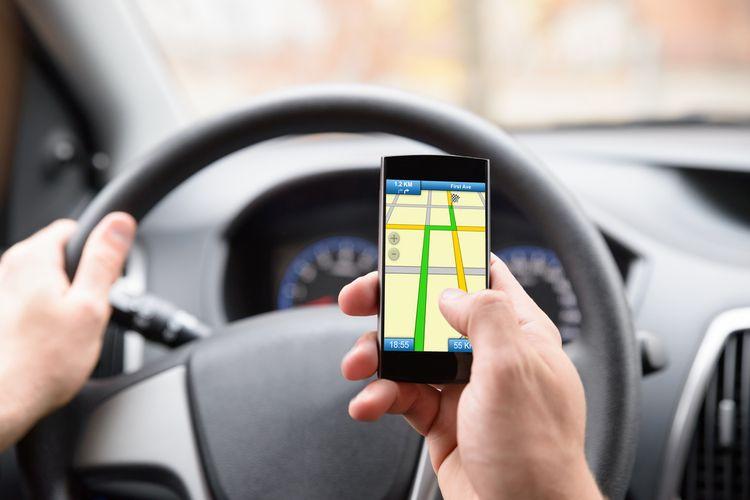 Pros & Cons of Top Free GPS Navigation Apps: