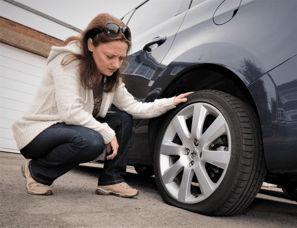 check tyre pressure 