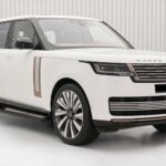 Rent Range Rover Vogue with driver in Dubai