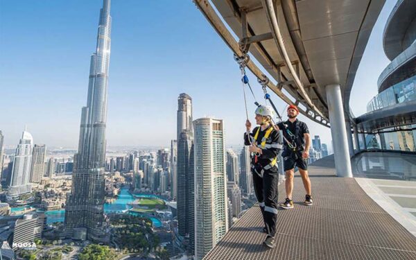 sky views Dubai
