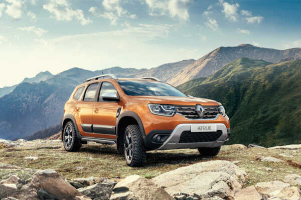 Renault Duster with Driver