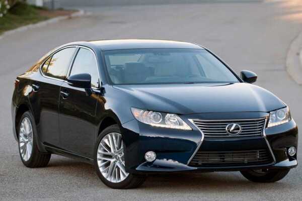 Rent Lexus ES 350 with Driver in Dubai